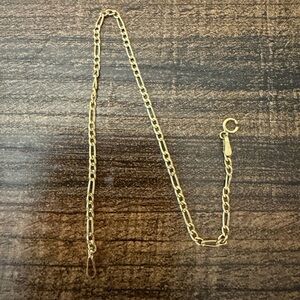 ****READ Vintage 14kt solid yellow gold Figaro Chain bracelet clasp needs repair